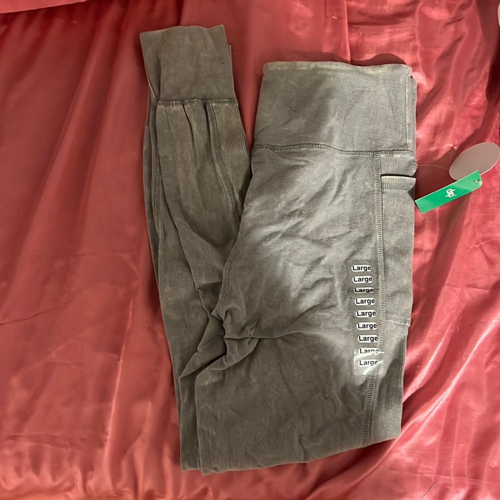 workout leggings *STAINED DESIGN*